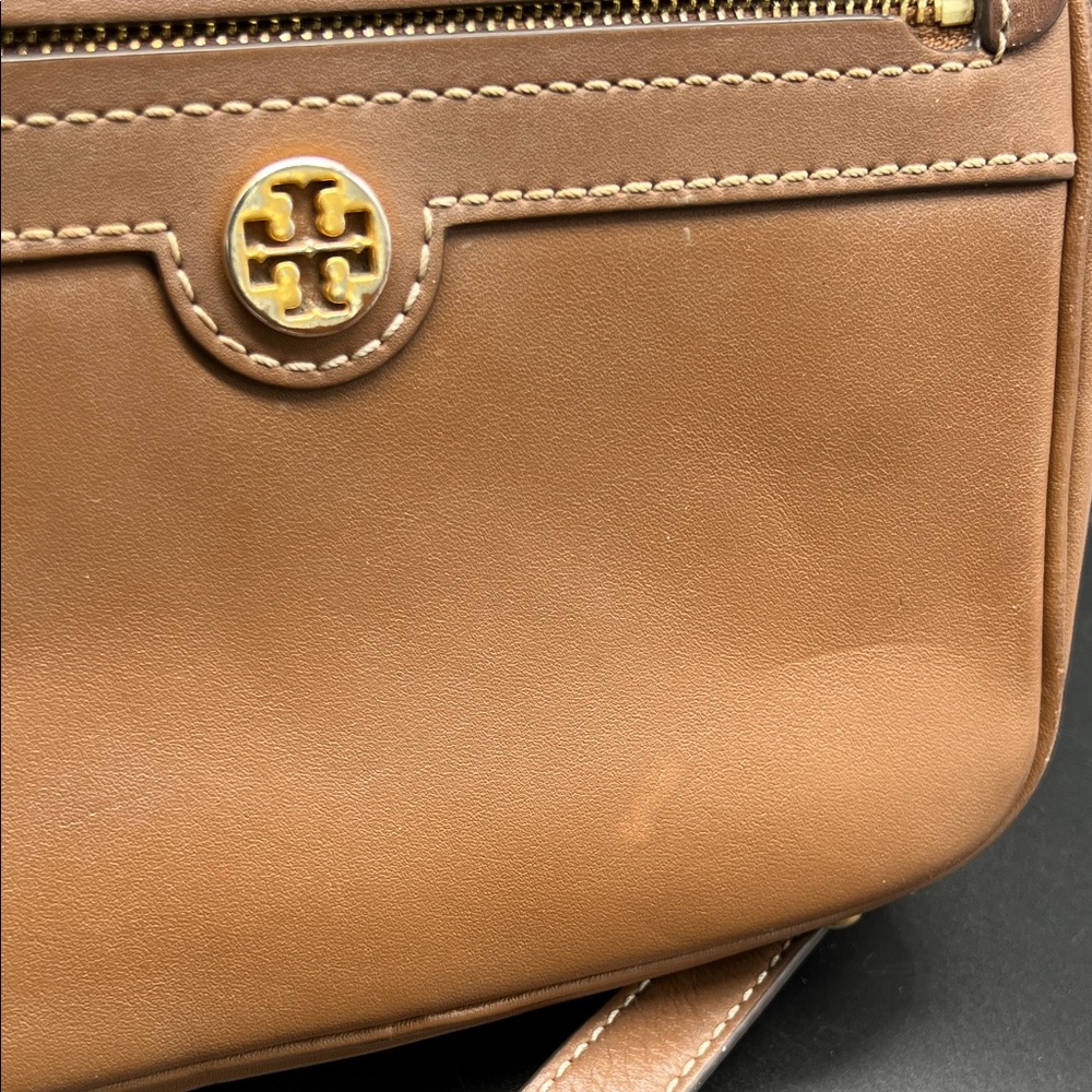 Tory Burch Leather Monogram Crossbody Camera Bag Two Way Tan - Picture 16 of 16